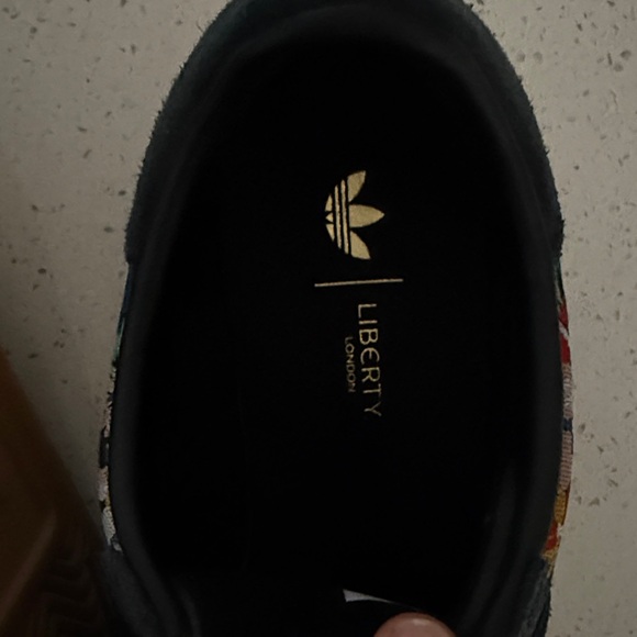 ADIDAS COUNTRY OG X LIBERTY LONDON SHOES - Picture 4 of 8